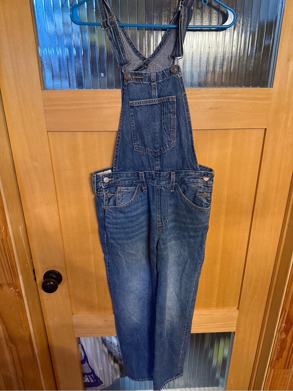Vintage Levi’s Women's Size Small Blue Denim Straight Leg Overalls